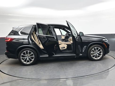 Used 2021 BMW X5 xDrive40i w/ Convenience Package image 33