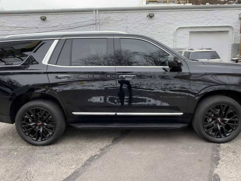 Certified 2023 GMC Yukon SLT image 10