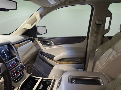 Used 2016 GMC Yukon Denali w/ Open Road Package image 13