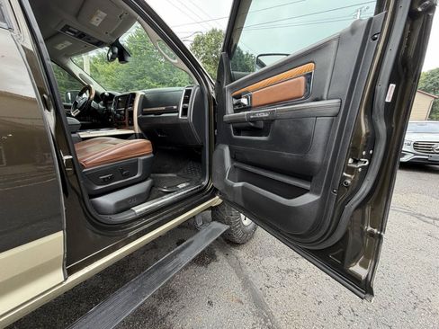 Used 2014 RAM 3500 Laramie Longhorn AWD/4WD image 18