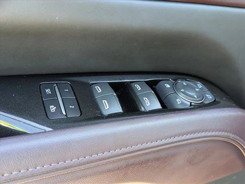 Used 2024 Cadillac Escalade Sport Platinum w/ LPO, Floor Liner Package AWD/4WD image 12