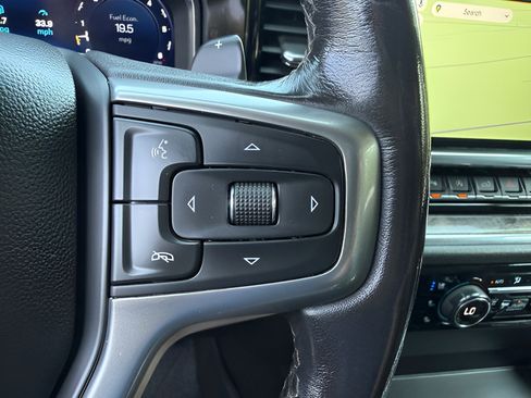 Used 2023 Chevrolet Silverado 1500 LTZ AWD/4WD image 20