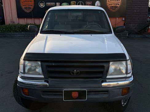 Used 1999 Toyota Tacoma 4x4 Regular Cab image 3