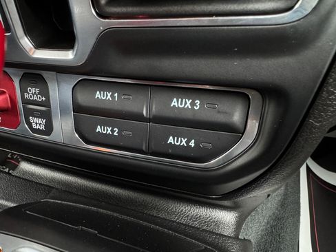 Used 2024 Jeep Wrangler Unlimited Rubicon AWD/4WD image 41
