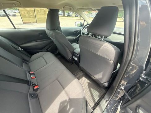 Used 2025 Toyota Corolla LE FWD image 13