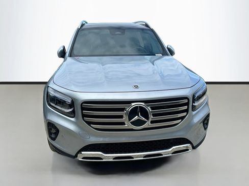 Used 2026 Mercedes-Benz GLB 250 image 2