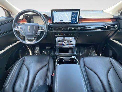 Used 2022 Lincoln Nautilus Reserve AWD/4WD image 10