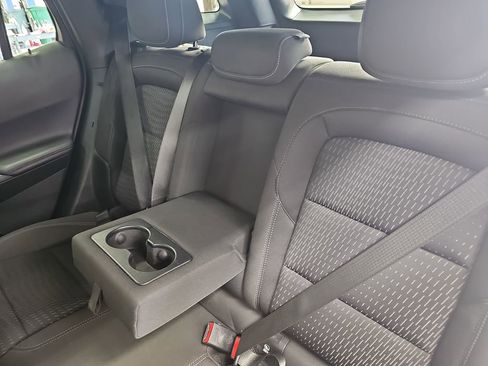 Used 2025 Chevrolet Equinox LT FWD image 13