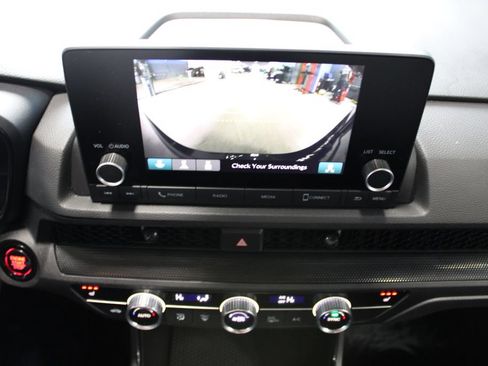 Used 2024 Honda CR-V EX image 14