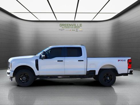 Used 2024 Ford F250 XL w/ STX Appearance Package image 3