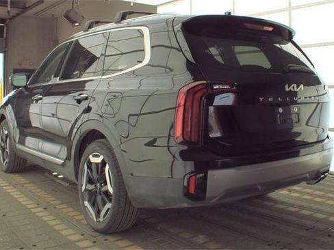 Used 2025 Kia Telluride S image 5