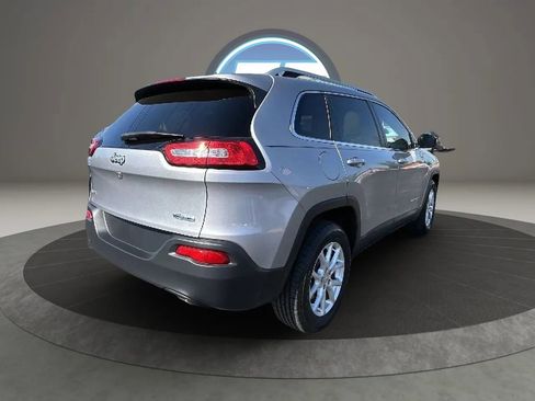 Used 2015 Jeep Cherokee Latitude w/ Cold Weather Group image 3