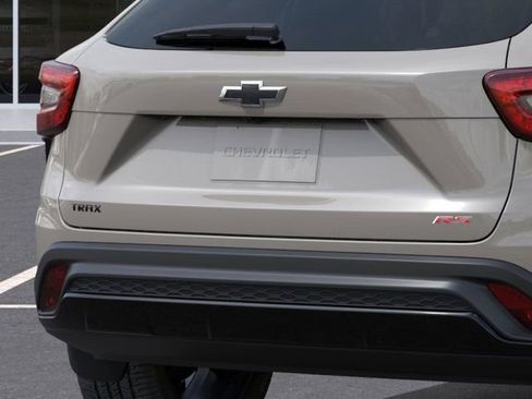 New 2026 Chevrolet Trax RS w/ Sunroof Package image 14