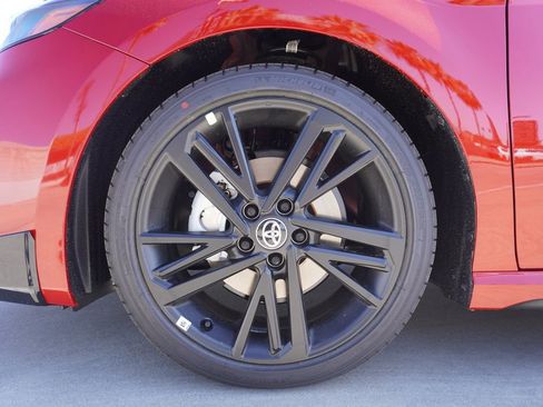 New 2026 Toyota Camry Hybrid image 18