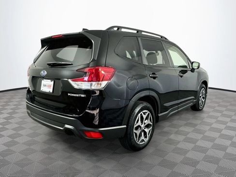 Used 2024 Subaru Forester Premium AWD/4WD image 10