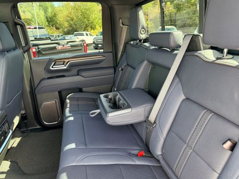 New 2026 Chevrolet Silverado 2500 High Country w/ Technology Package image 9