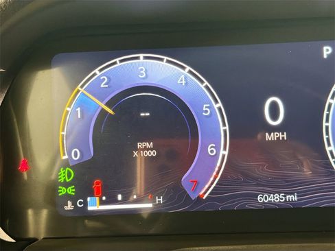 Used 2023 Jeep Grand Cherokee Limited image 12