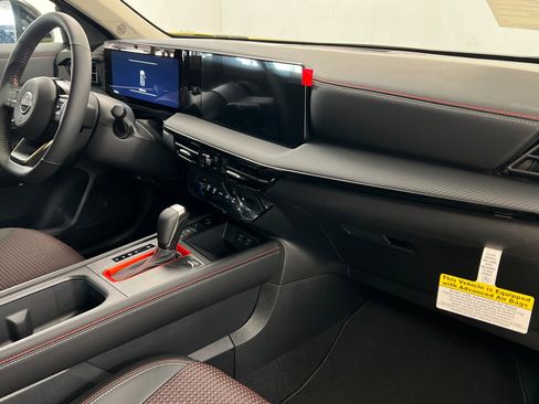 New 2026 Nissan Kicks SR w/ Interior Electronics Package FWD image 24