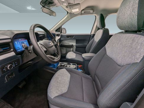 New 2026 Ford Maverick XLT w/ XLT Luxury Package image 4