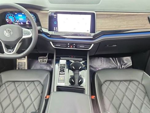 Used 2026 Volkswagen Atlas SEL Premium R-Line image 19