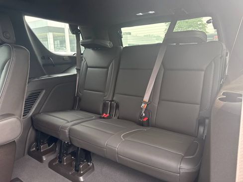 Certified 2021 GMC Yukon Denali w/ Denali Premium Package AWD/4WD image 10