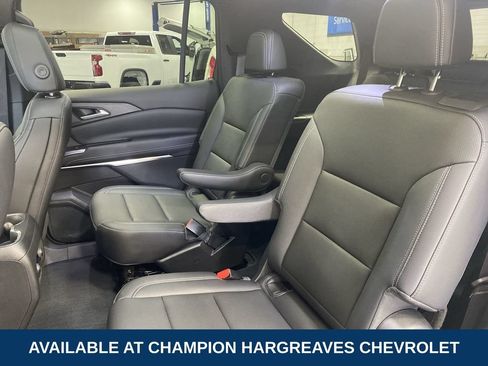 Used 2024 Chevrolet Traverse LT w/ Midnight/Sport Edition AWD/4WD image 33