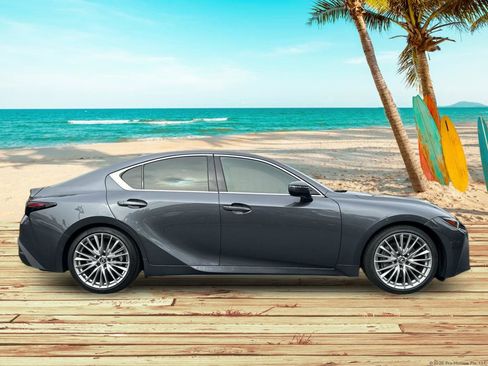Used 2023 Lexus IS 300 w/ Premium Package image 7