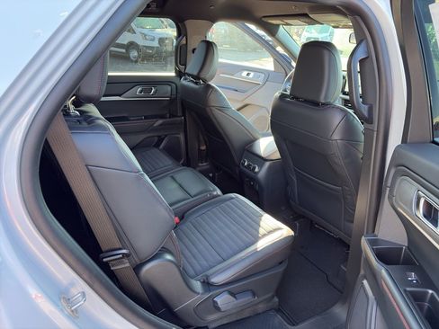 New 2026 Ford Explorer ST-Line w/ ST-Line Street Pack AWD/4WD image 27