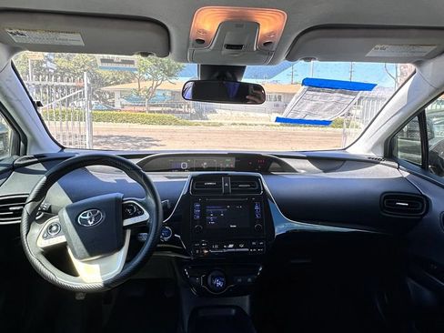 Used 2018 Toyota Prius Two w/ Prius Two Safety Plus Package FWD image 14
