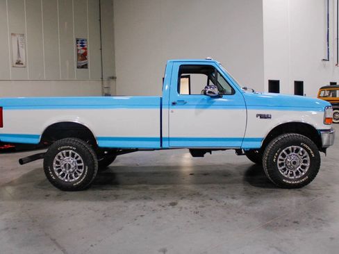 Used 1997 Ford F350 4x4 Regular Cab image 7