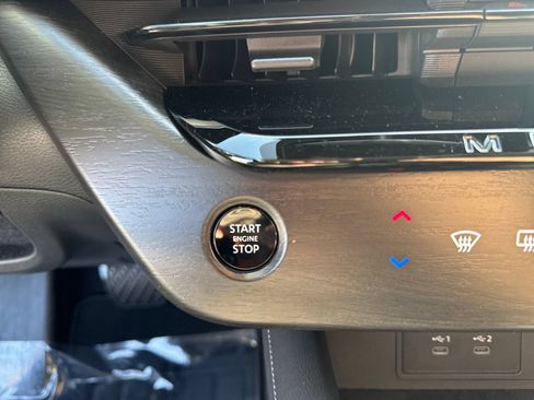 Certified 2025 Nissan Murano SL AWD/4WD image 22
