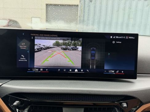 Used 2026 BMW 330i xDrive Sedan AWD/4WD image 33