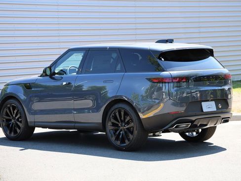 New 2026 Land Rover Range Rover Sport SE AWD/4WD image 4
