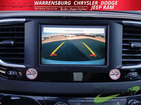 Used 2023 Chrysler Voyager LX FWD image 23