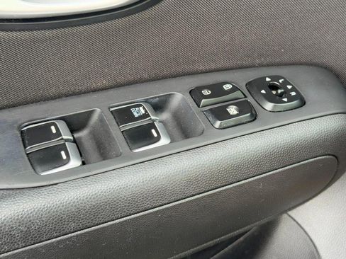 Used 2019 Kia Soul image 21