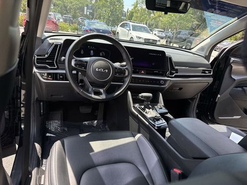 Used 2024 Kia Sportage EX image 36