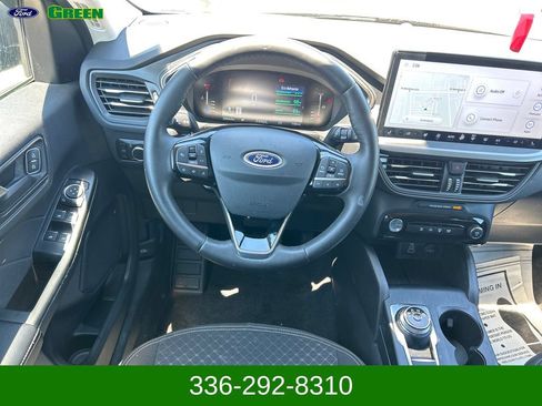 Used 2024 Ford Escape Active w/ Tech Pack #1 AWD/4WD image 13