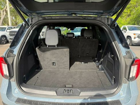 Used 2025 Ford Explorer ST-Line w/ Premium Package RWD image 8
