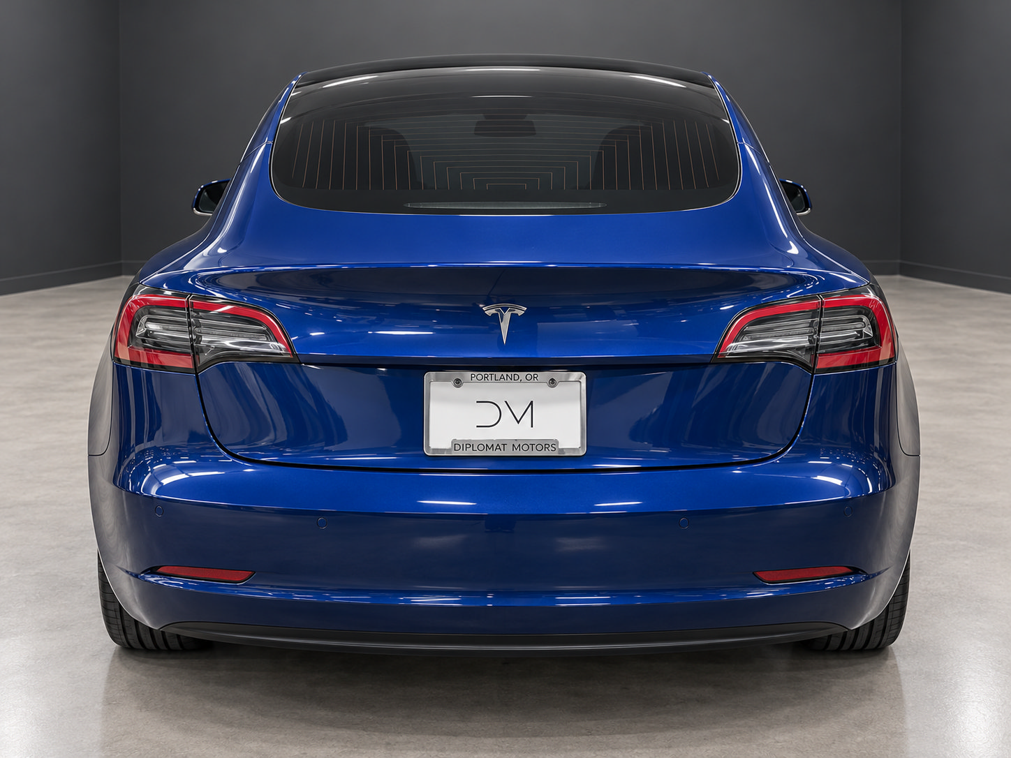 Used 2019 Tesla Model 3 Standard Range RWD image 2