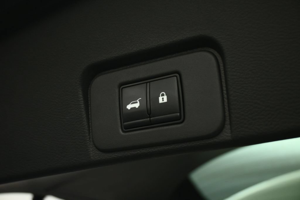 Used 2023 Nissan Rogue Platinum w/ Platinum Premium Package AWD/4WD image 69