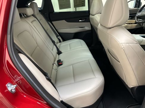 Certified 2025 Nissan Murano SL w/ Cargo Package AWD/4WD image 20