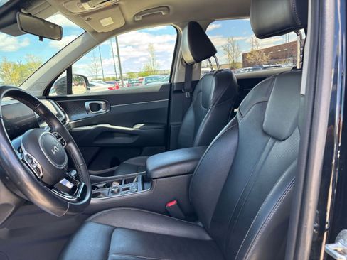 Used 2024 Kia Sorento S AWD/4WD image 27
