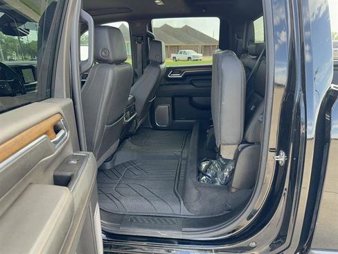 Used 2024 Chevrolet Silverado 2500 High Country w/ Midnight Edition AWD/4WD image 11