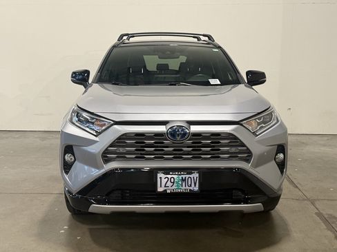 Used 2021 Toyota RAV4 XSE image 4