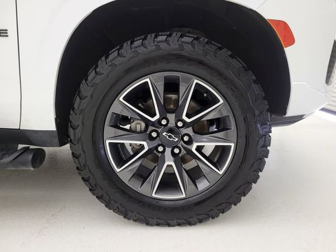 Used 2021 Chevrolet Tahoe Z71 AWD/4WD image 29