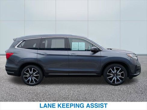 Certified 2022 Honda Pilot Touring image 6