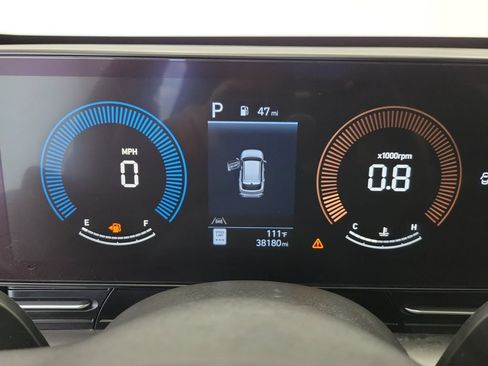 Used 2025 Hyundai Kona SEL AWD/4WD image 24
