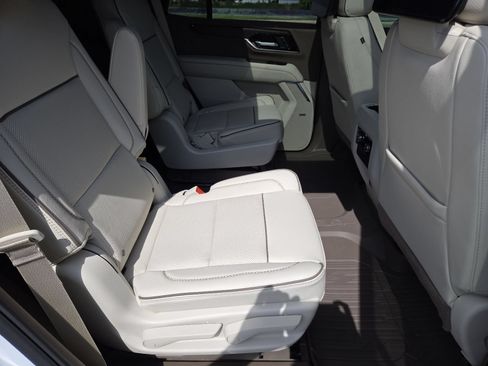 New 2026 GMC Yukon Denali w/ Denali Reserve Package AWD/4WD image 28