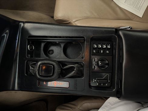 Used 1994 Chevrolet Corvette Coupe RWD image 12