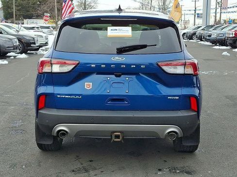 Certified 2022 Ford Escape Titanium w/ Titanium Elite Package image 5